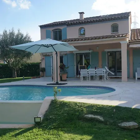 Avec Piscine - - Domaine Prive